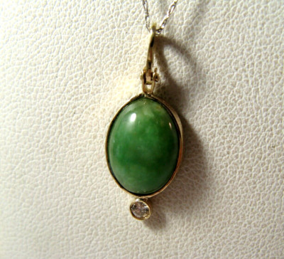0,82CT JADE 0,05CT DIAMANT HANDGEFERTIGT ANHÄNGER 14K GELBGOLD VINTAGE