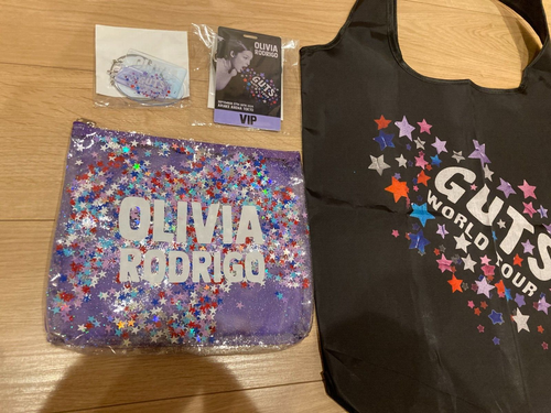 Olivia Rodrigo VIP Privilege GUTS WORLD TOUR in Japan Complete set New unused - Picture 4 of 10