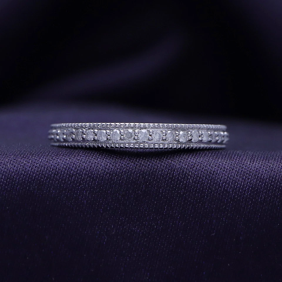 Anillo alianza aniversario boda diamantes naturales de 1/8 quilate en oro macizo de 10 k Foto 2 de 4