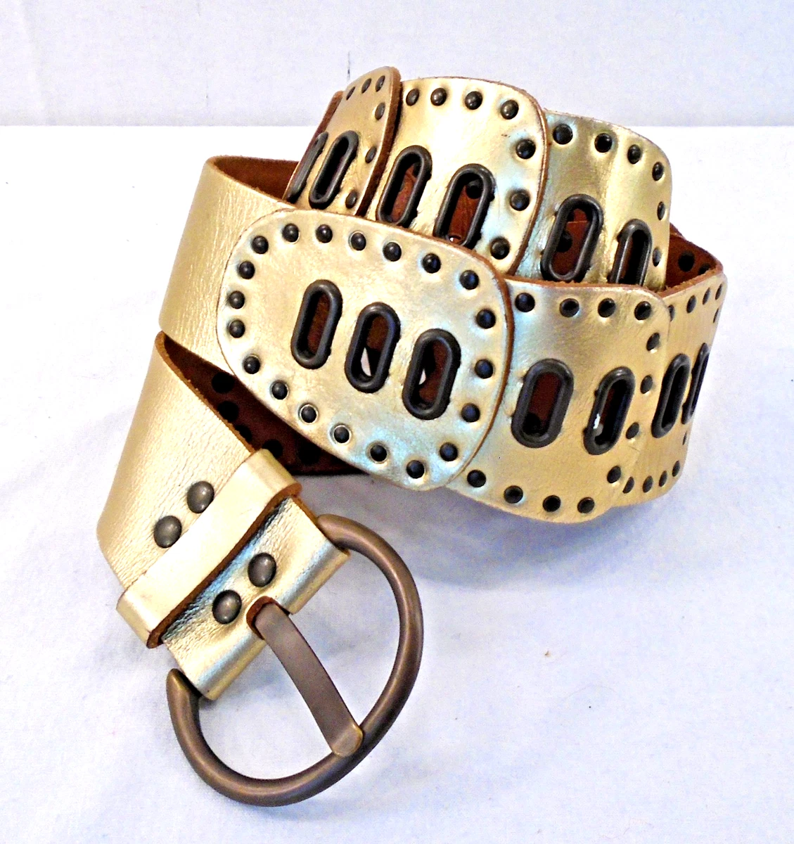 FOSSIL women\'s Metallic Gold Grommet Belt Fashion Accessory - SMALL 36\