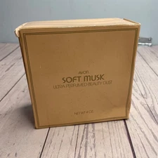 Avon Soft Musk Ultra Perfumed Beauty Dust Powder 4 oz Vintage new NOS