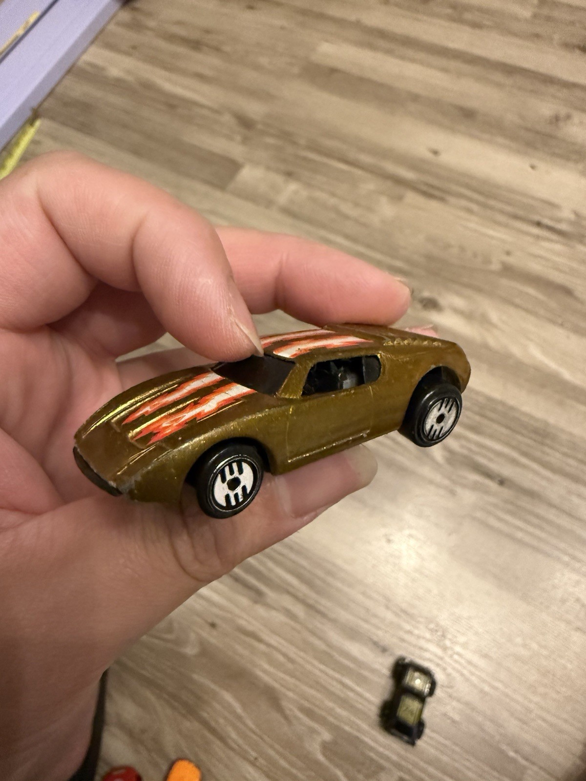 Picture 3 of 5
