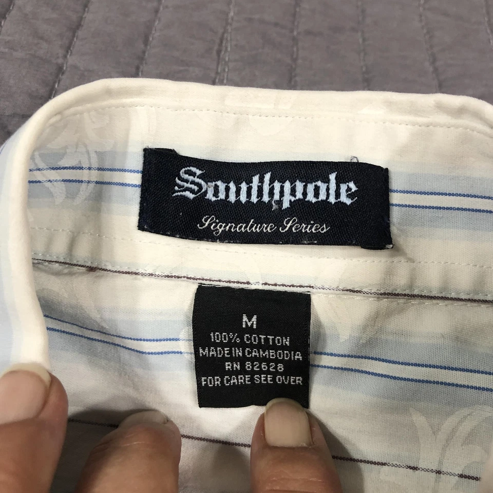 Camisa masculina Southpole média branca azul listra floral manga longa botão para baixo - Imagem 4 de 4