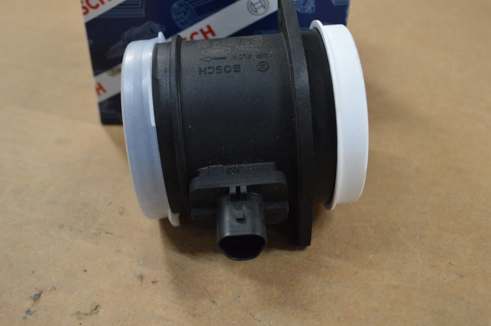 MEDIDOR SENSOR DE FLUJO DE AIRE MASIVO JAGUAR TIPO F XF BOSCH 0280218288 Foto 2 de 4