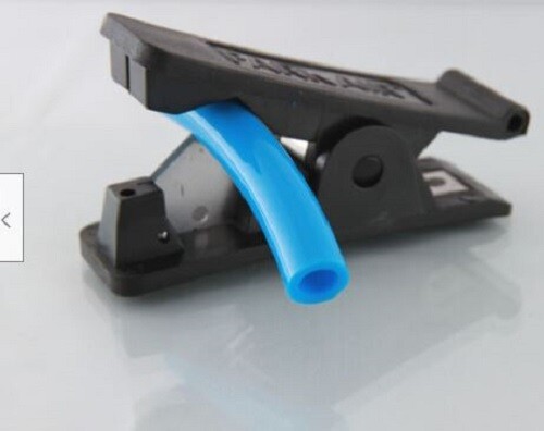 Nylon Tube Cutters and Plastic pipe Cutter,,will cut Most plastic Tubing to 14mm - Picture 4 of 4