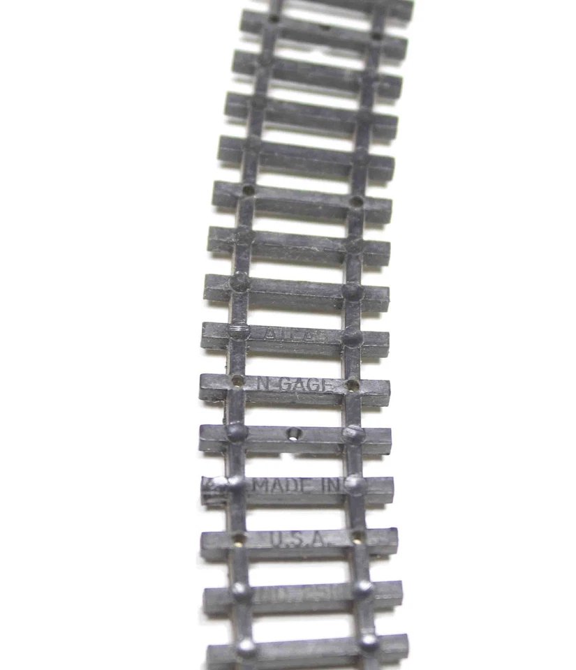 27 pieces Atlas N Scale 2510 9 3/4" Radius Curved Track - Image 4 of 4