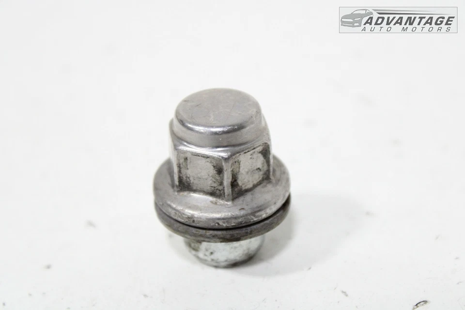 Toyota Corolla 1989-2024 rueda delantera y trasera perno tuerca plata juego de 20 OEM Foto 2 de 4