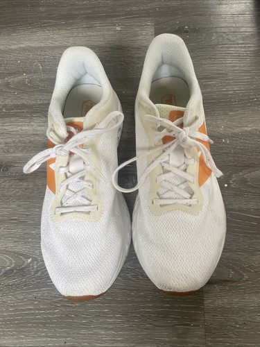 New Balance Womens Athletic Running Work Out White Gym Shoes Sz 8.5 - Picture 3 of 10