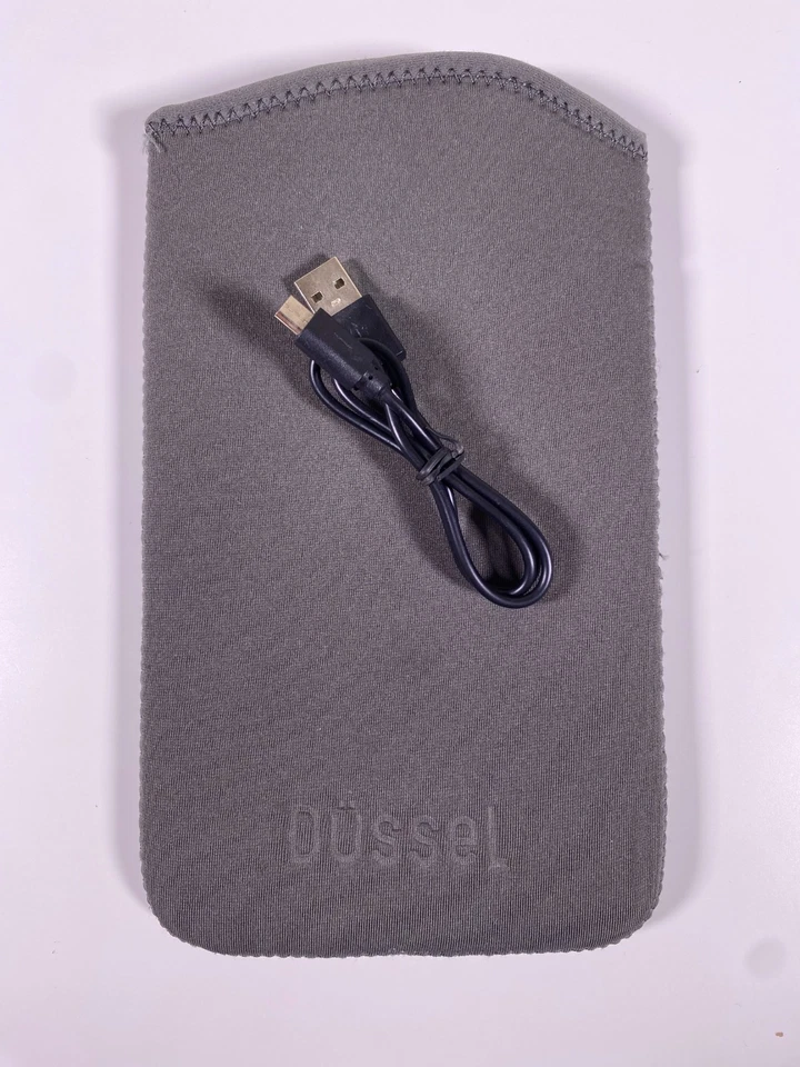 Amazon Kindle 4th Generation D01100 6-inch Wi-Fi 2GB - Unable to Register - GC - Image 2 of 4