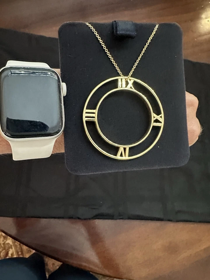 "Collar Tiffany & Co. Atlas XL con colgante de oro amarillo de 18 k 24""" Foto 4 de 4