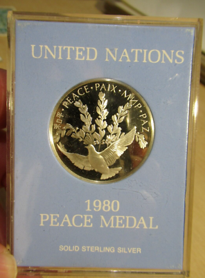 ​【銀貨】1980年 国際連合 平和記念メダル ピースメダル SV925 1980 UNITED NATIONS UN PEACE MEDAL - SOLID STERLING SILVER - IN
