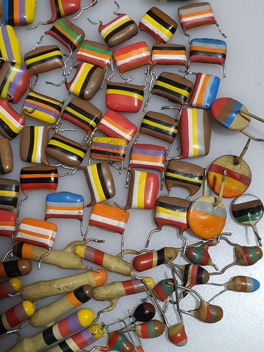 Assorted Lot of 90 Mullard Tropical Fish Capacitors - Picture 6 of 11
