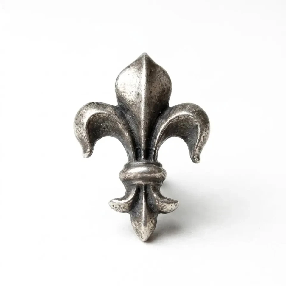 Insigne de col Fleur de lys Hauteur : 16 mm 📌6a.. - Photo 1/1