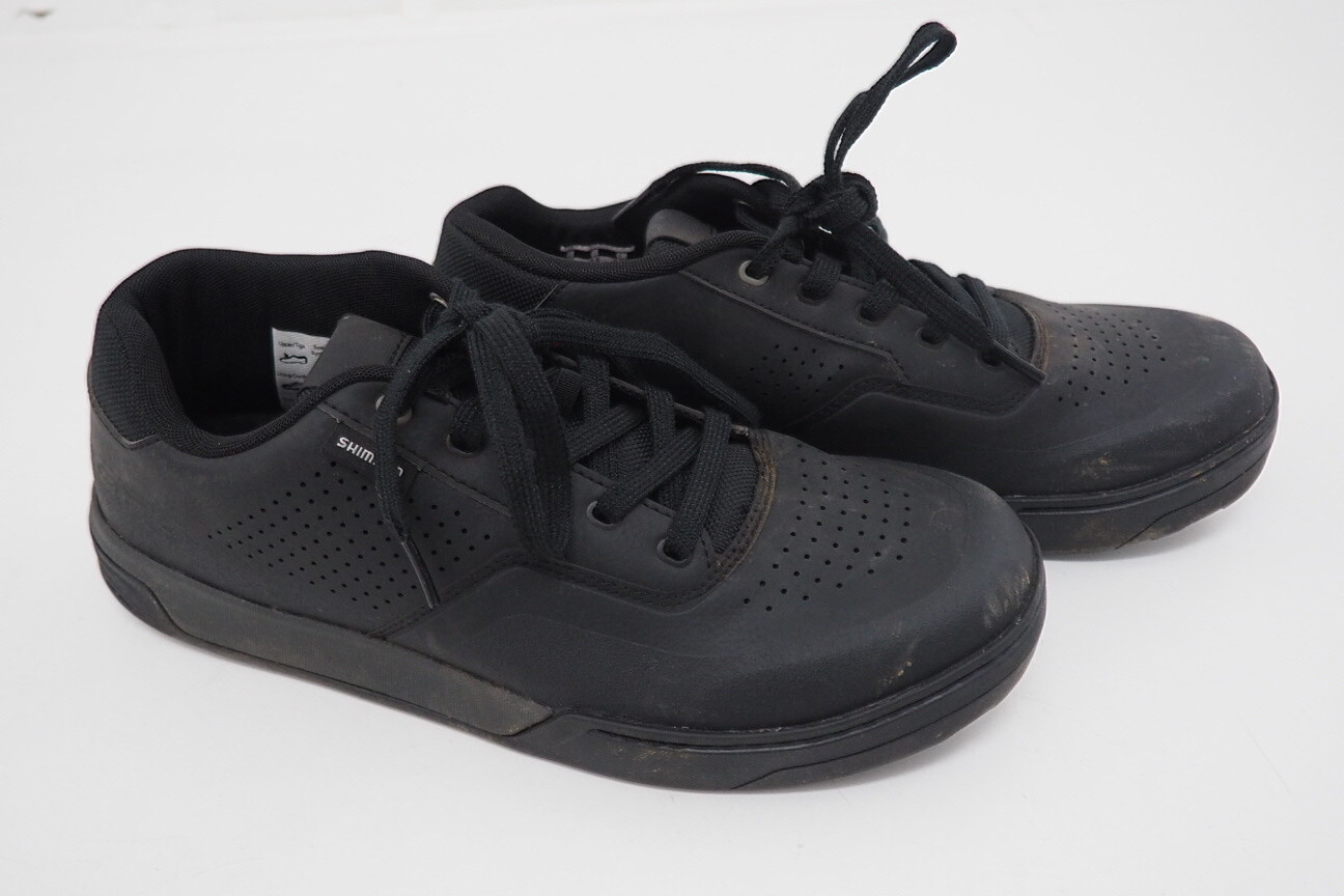 Shimano SH-GF600 Men's Mountain Bike Flat Shoes - Trail Riding Shoes With Grip & Protection