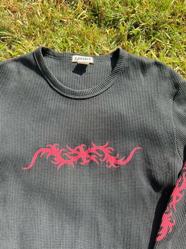 Vintage YMLA Long Sleeve Thermal Rave Skater Flames Tribal Thermal Shirt L - 第 3/7 張圖片