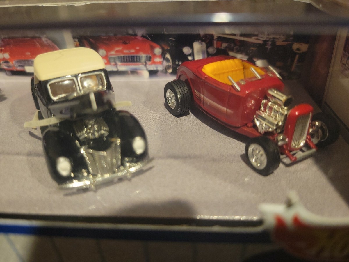 ホットウィール Reggie's Cars 4台セット Hot Wheels Reggie's Cars 4 Car Set With Real Riders Limited