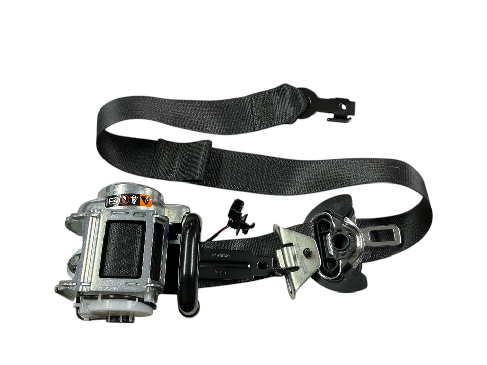 Chevy Silverado 1500 2019 20 21 22 23 2024 cinturón de seguridad delantero derecho negro 84512913 Foto 2 de 4