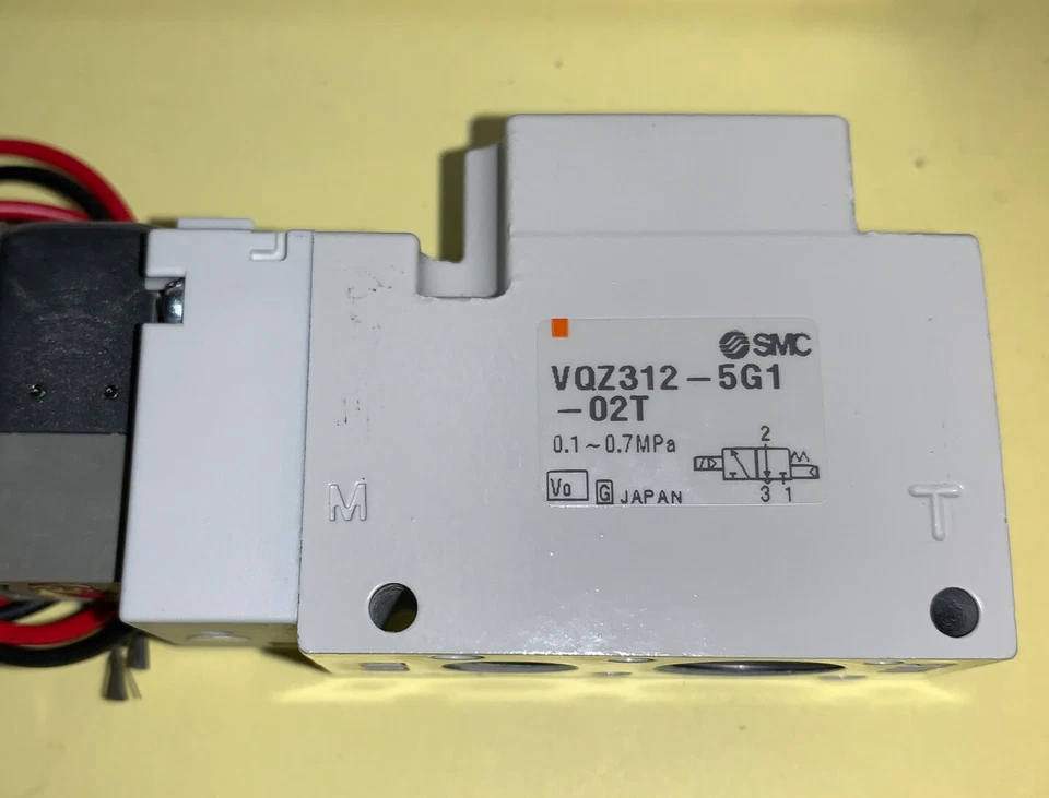 SMC VQZ312-5G1-02T / VQZ3125G102T (TOTALMENTE NUEVO) Foto 2 de 4