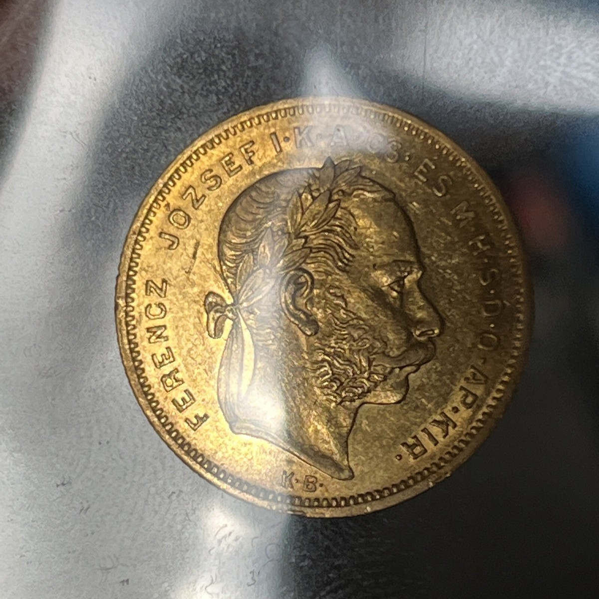 1877 KB GOLD HUNGARY 8 FLORINS 20 FRANCS FRANZ JOSEPH I COIN B02