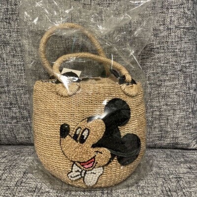 BEAMS BOY × ディズニー DISNEY ミッキーマウス 本日発売！！別注〈Champion〉！ミッキーマウス Tシャツ