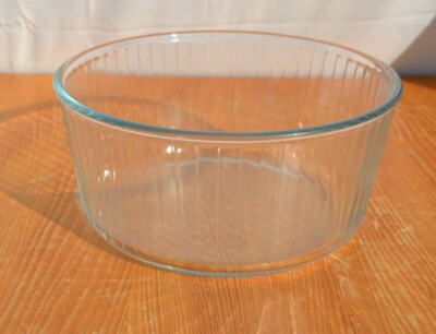 Jean DESPRÉS (1889-1980) Timbale sur piédouche en métal argenté
