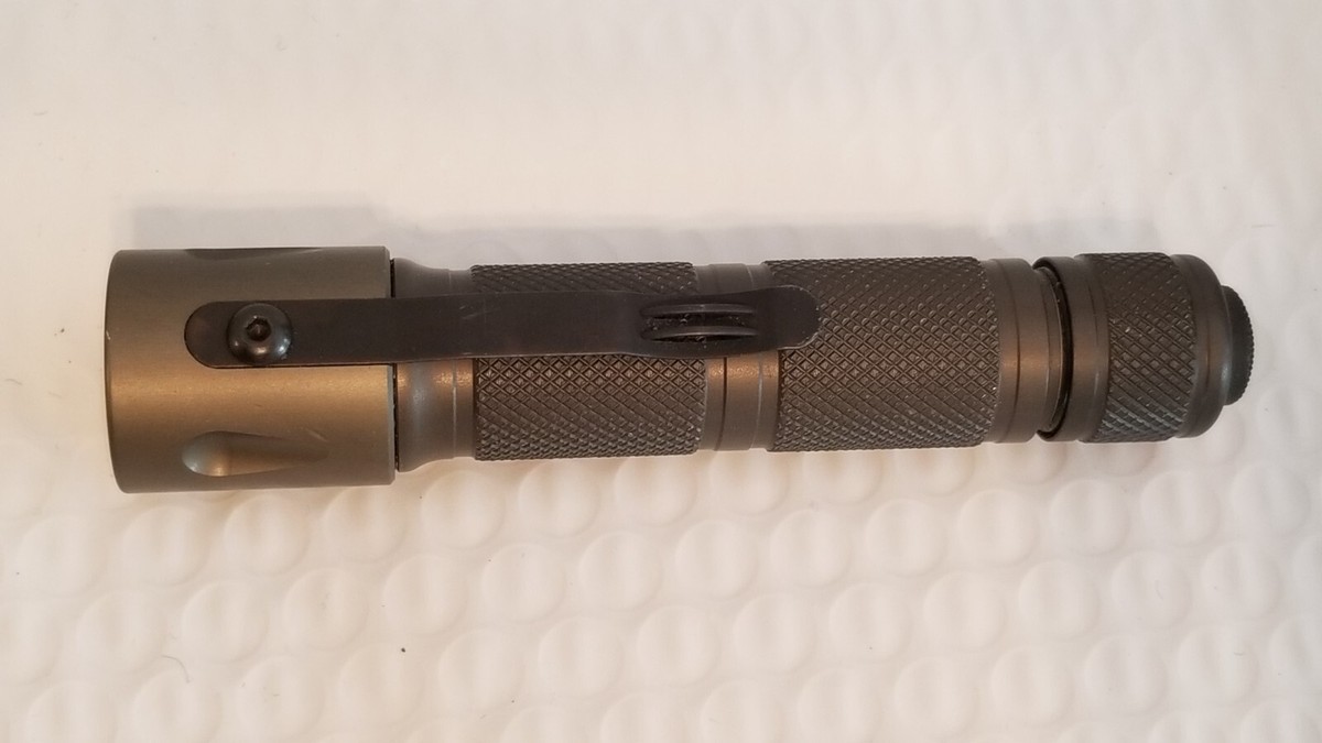 Surefire E2 Executive Tear Drop Gun Metal Flashlight Surefire E2 Executive Tear Drop Gun Metal Flashlight