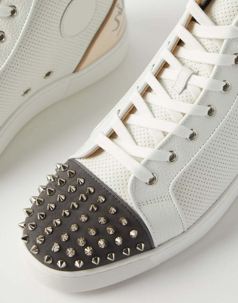 Christian Louboutin キャンバス スニーカー Christian Louboutin Fun Lou Spikes Flat White Perf High Top