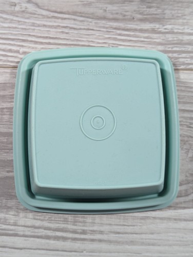 Vintage Tupperware 1560 Pickle Olive Keeper Turquoises 3pc 2QT Seals Tight - Picture 4 of 17