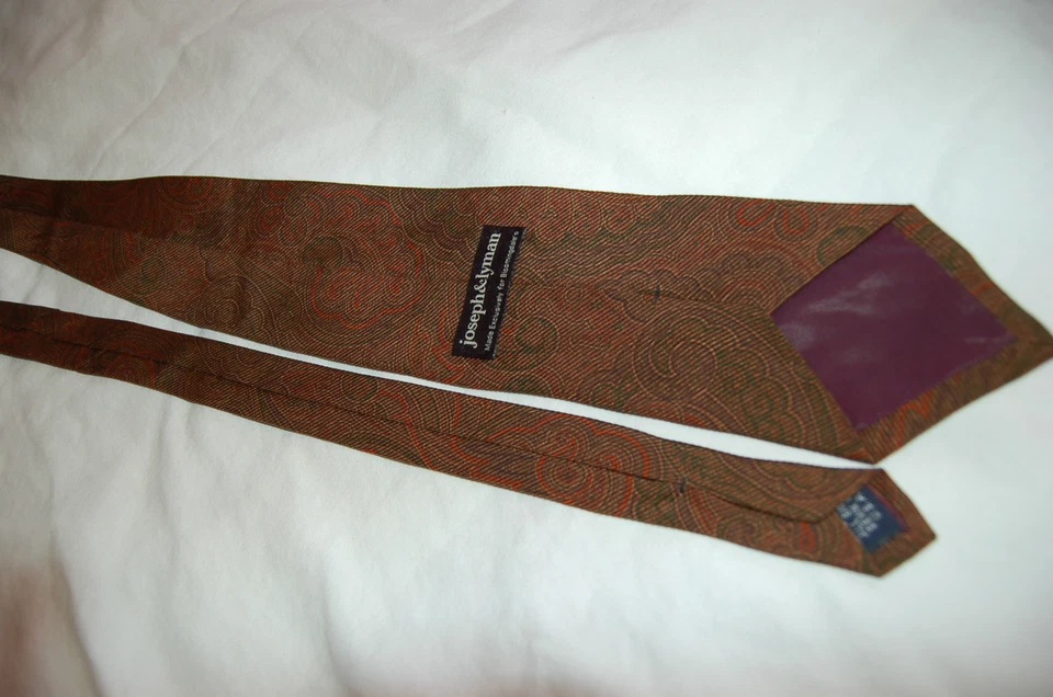 Joseph & Lyman Marrón Seda Hecha Exclusivamente para Corbata Bloomingdale's Hecha en EE. UU. Foto 2 de 4