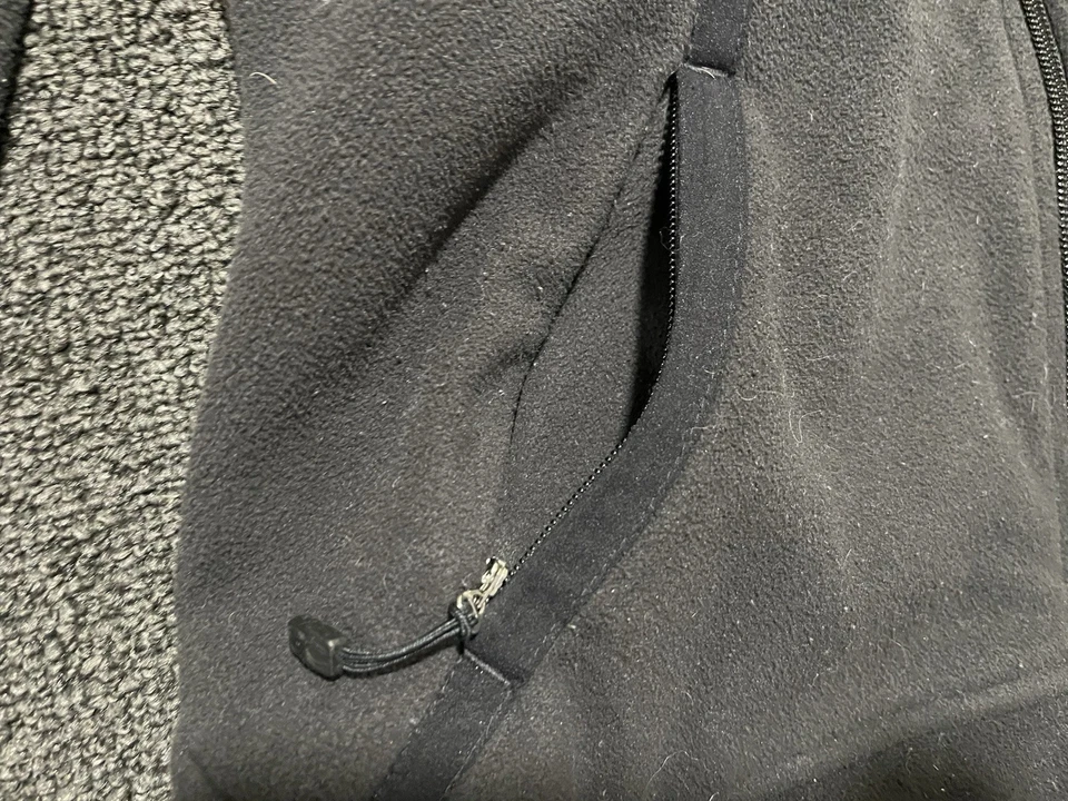 Chaqueta con capucha Spyder para mujer talla grande de piel sintética cremallera completa negra polar Foto 3 de 4