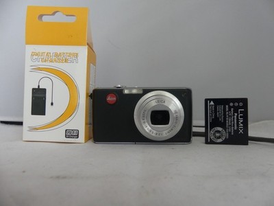 Leica C-Lux 1 Digital Compact Camera 6MP. Looks good and works