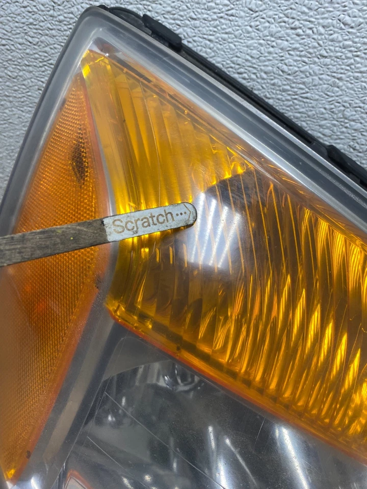 Faro halógeno para pasajero derecho Nissan Armada 2008-2015 OEM U2730 DG Foto 4 de 4