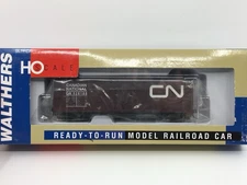 HO Walthers 932-60301 Canadian National 40’ Plug Door Boxcar CN #528188