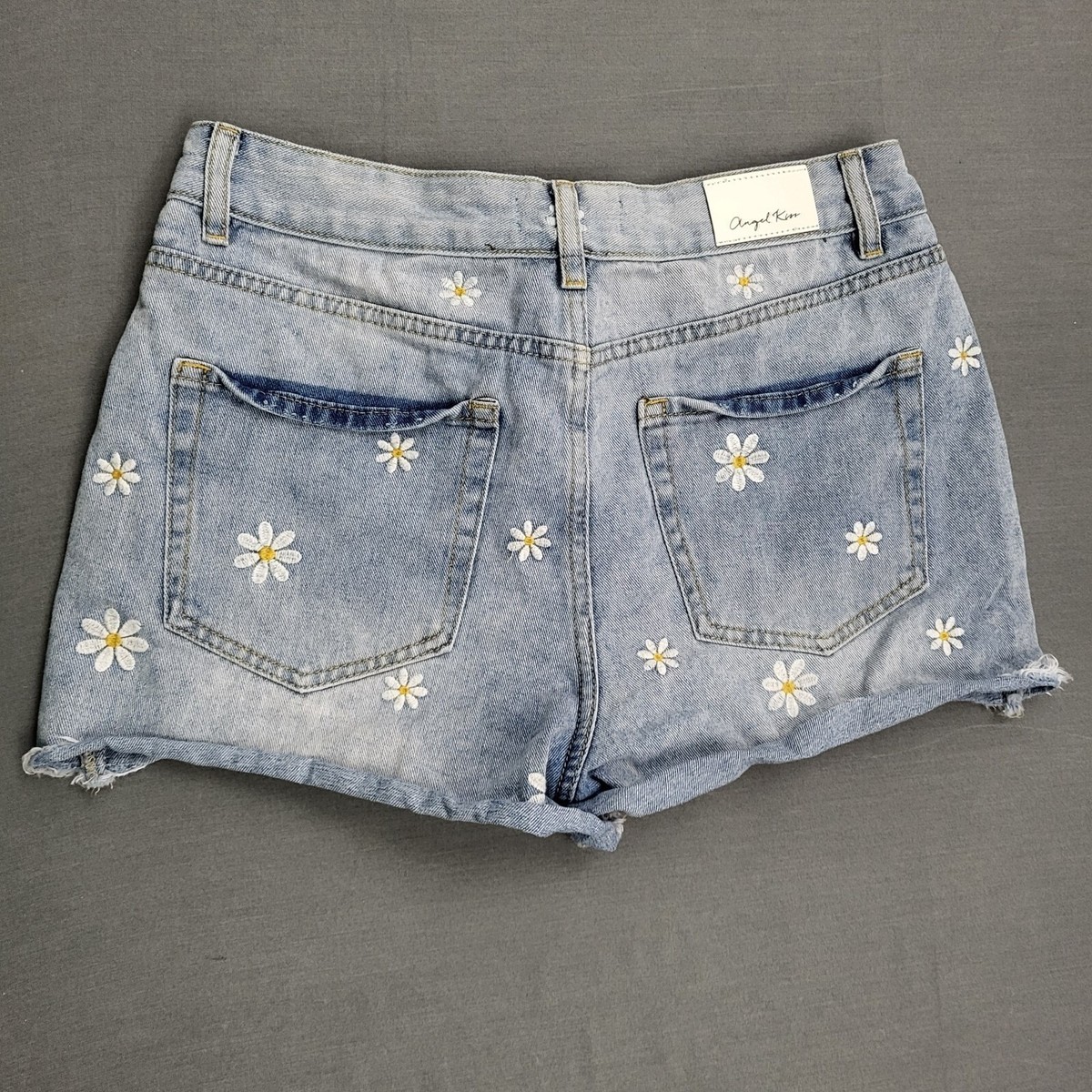 Angel Kiss Women Daisy Embroidered High Rise Cutoff Denim Shorts