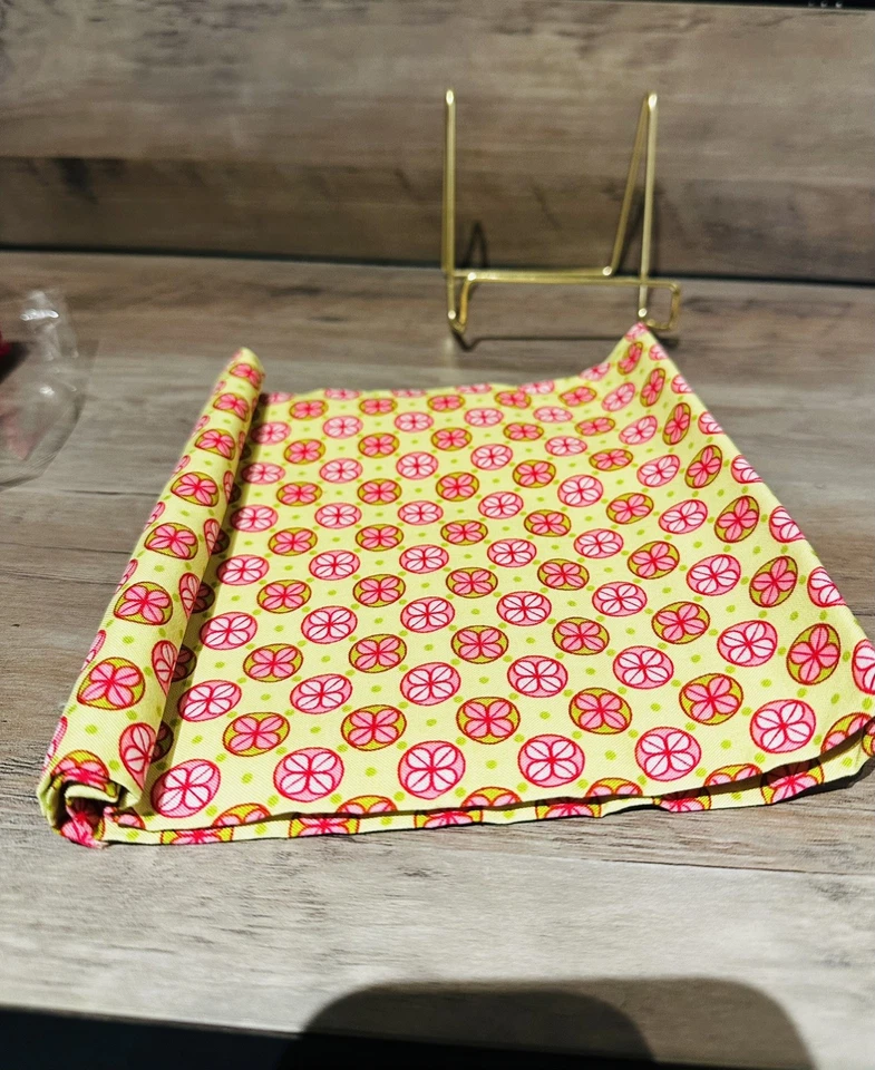 Paquete MM Mezznine de 6 cuartos de yarda de algodón acolchado. Foto 2 de 4