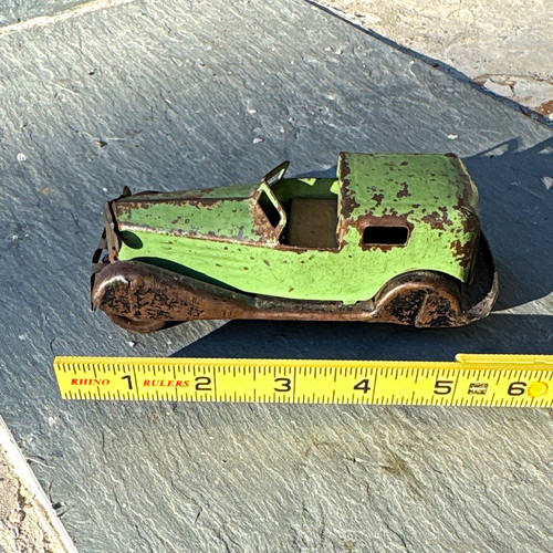 Vintage Wyandotte Pressed Steel Limousine Toy Car