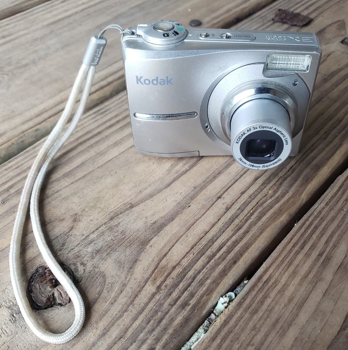Kodak EasyShare C713 7.0MP Digital Camera - Silver (C713