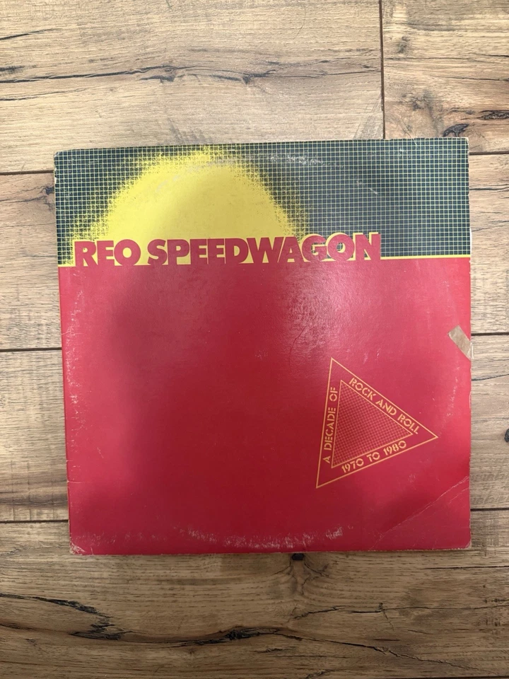 REO Speedwagon A Decade of Rock and Roll 1970 to 1980 Vinyl 2 X LP & Booklet - Image 2 of 4