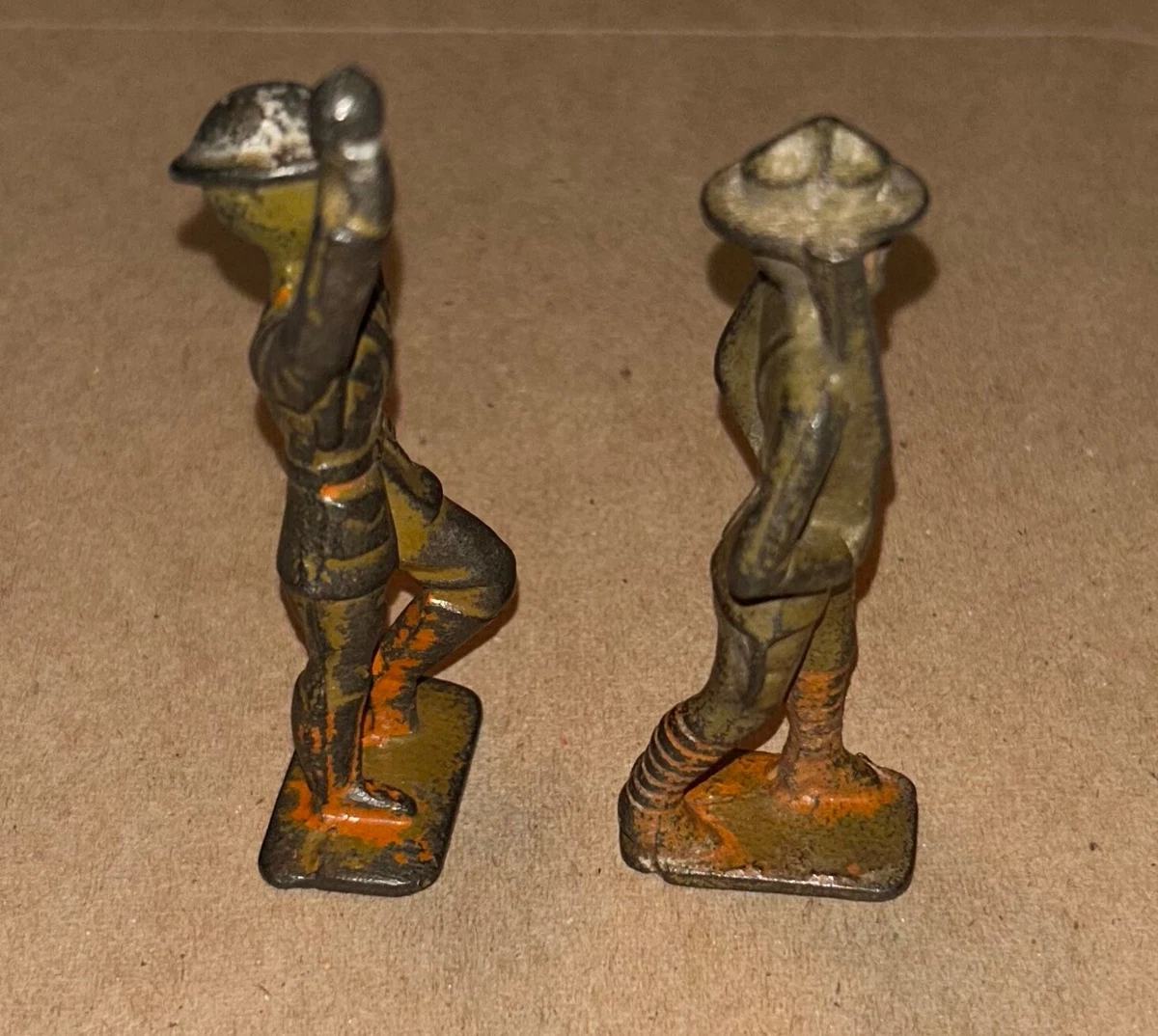GREY IRON MARCHING SOLDIER AND DRUM MAJOR TWO TOY SOLDIERS VINTAGE