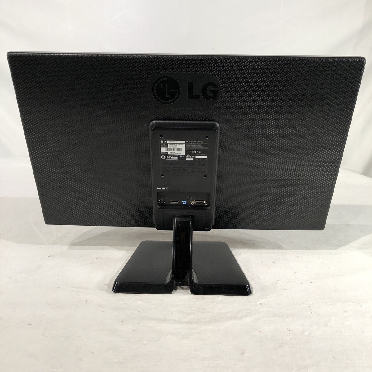 LG 22MP47HQ-P 21.5” 1920x1080 HDMI IPS LED Monitor. Tested