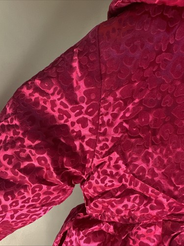 Cappotto e berretto Penelope Mack 24M rosa brillante stampa animalier in rilievo velluto bambini - Foto 15 di 22