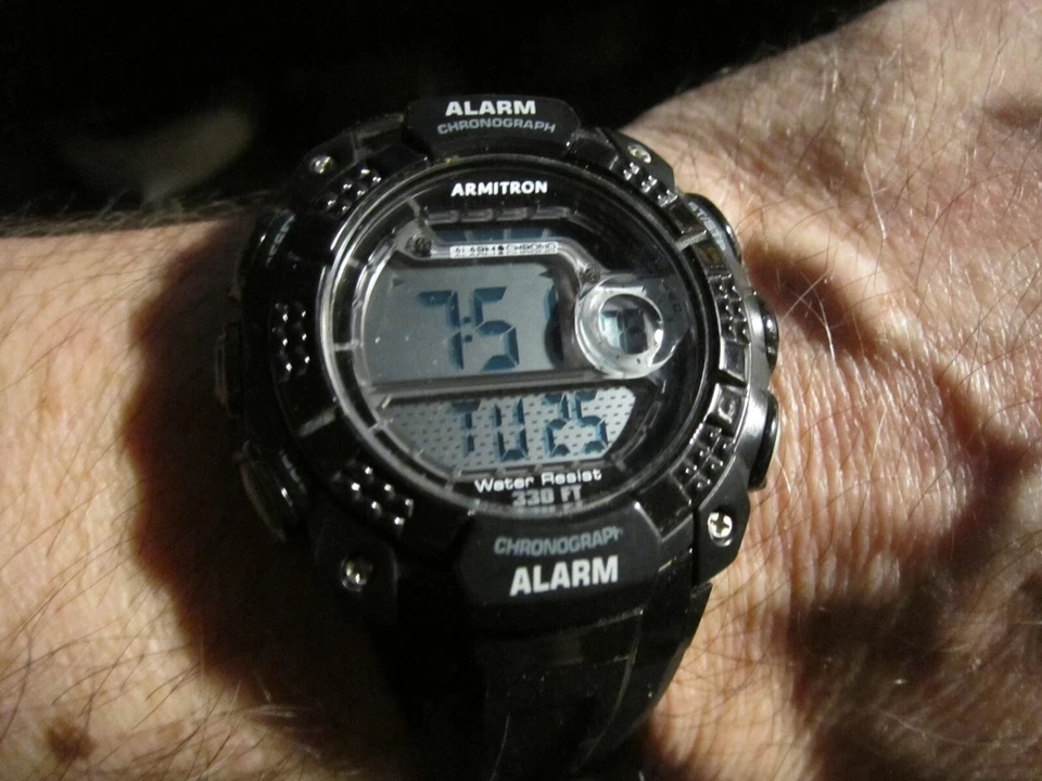 RELOJ DESPERTADOR CONOGRAFO DEPORTIVO ARMITRON PRO SE ADAPTA HASTA 9" MUÑECA - OFC-T4 Foto 2 de 3