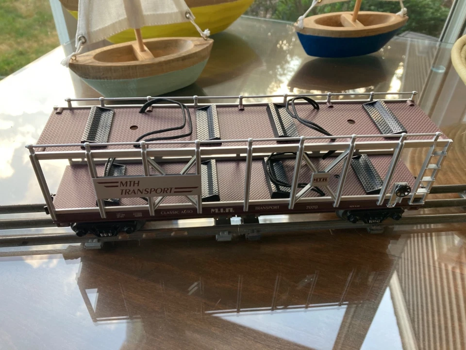 2 Tier Automobile Transport, Carrier for 1/43 Scale & O Gauge Vehicles - Image 4 of 4