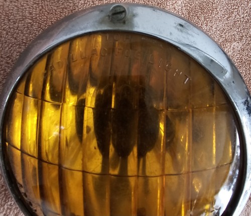 1930s, 1940s, 1950s Cadillac Factory Fog Light Pair, Appleton With Brackets. - Picture 6 of 14