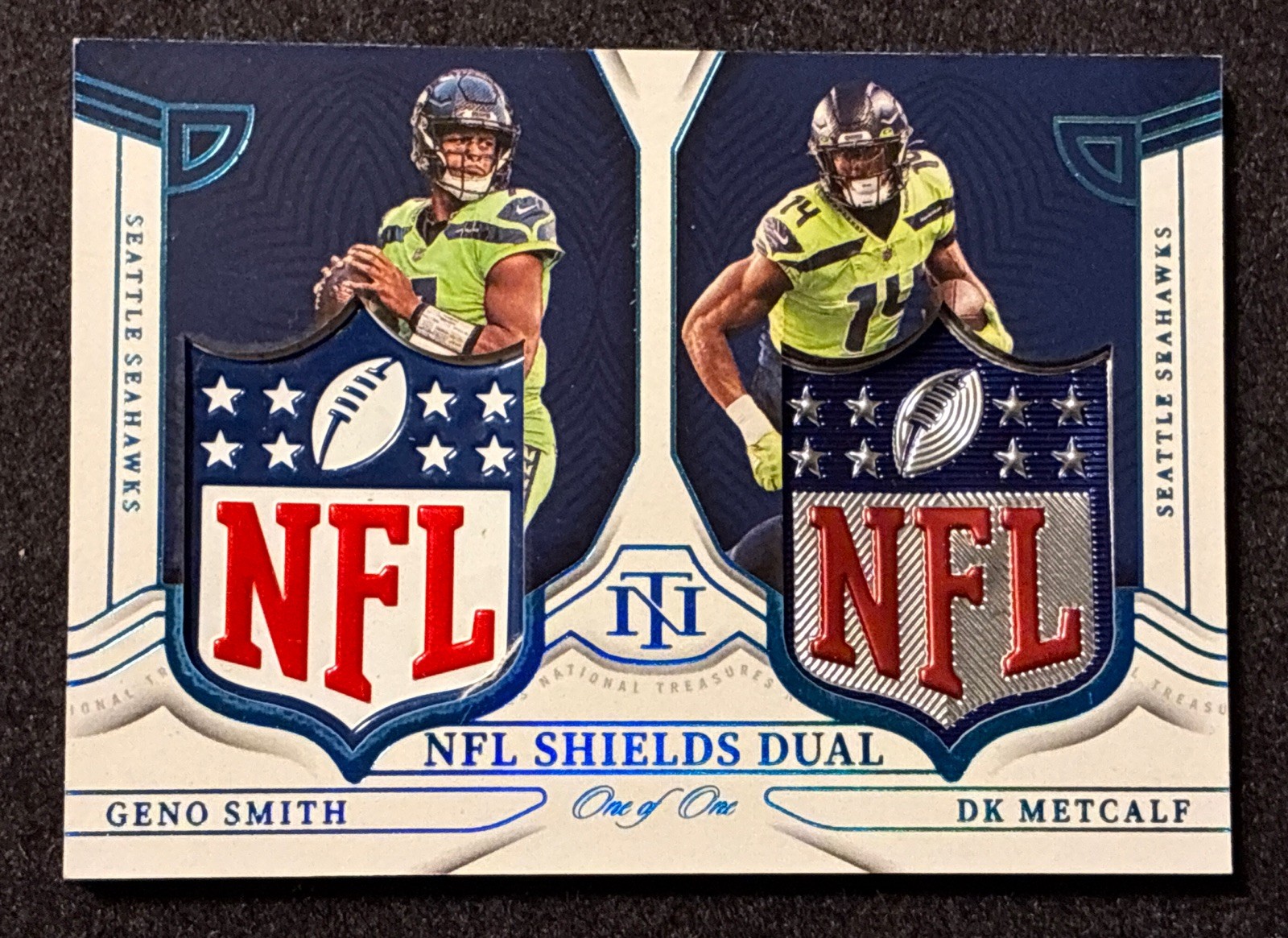 2022 Panini National Treasures NFL Shields Dual Geno Smith DK Metcalf SN# 1/1!!