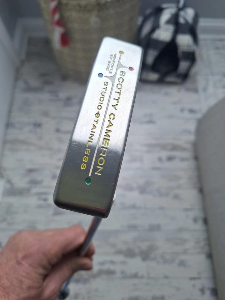 Scotty Cameron Newport 2 Studio 33inchs Right Hand Great Condition - Image 3 of 4