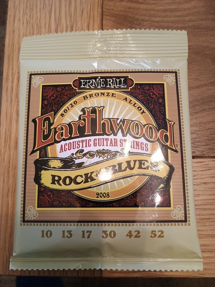 Ernie Ball Earthwood Acoustic Guitar Strings 80/20 Bronze Alloy 10-50.