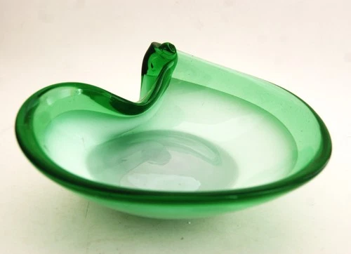Vintage Murano Art Glass Candy/Trinket Dish Twisted Green Cased White interior