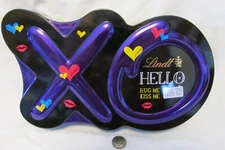 Rare Lindt & Sprungli ValentineTin XO Hello Hug Me Kiss Me 2016 purple/black