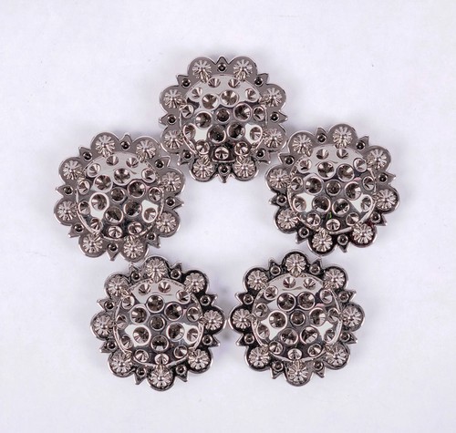 Juego de 5 TACKES DE SILLA DE CABALLO OCCIDENTAL 1-3/8" BAYAS CONCHOS de plata brillante tornillo trasero - Imagen 4 de 8